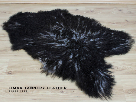 Skóra owcza CZARNY CHARAKTER ISLAND KRĘCONY WŁOS is08