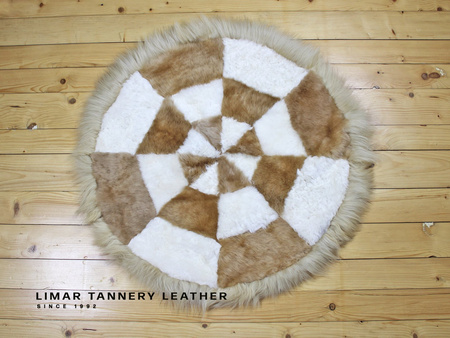 Dywan ze skór owczych