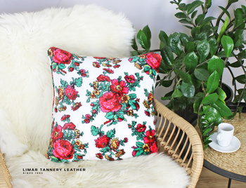 Poszewka minky-polar róże na białym tle