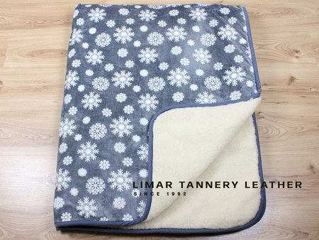 Koc wełniany z polarem ŚNIEŻYNKA NA SZARYM