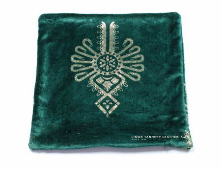 Poszewka minky-polar złota parzenica na zielonym tle