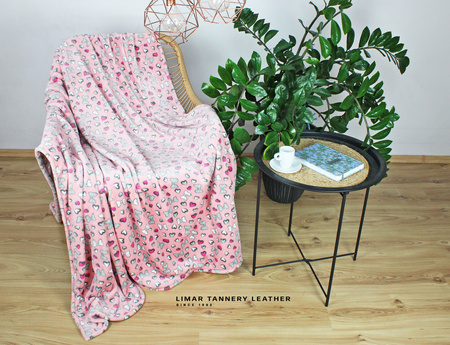 Koc MINKY POLAR kokardki na różowym tle 150x200cm