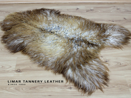 Skóra owcza KAWOWE SZALEŃSTWO ISLAND KRĘCONY WŁOS is17