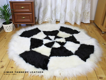 Dywan ze skór owczych