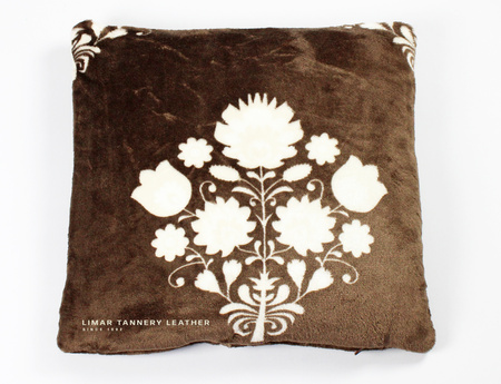 Poszewka minky-polar kremowe kwiaty na czekoladowym tle