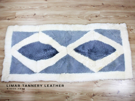 Dywan ze skór owczych