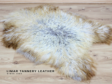 Skóra owcza SŁODKA BAWARKA ISLAND KRĘCONY WŁOS is18