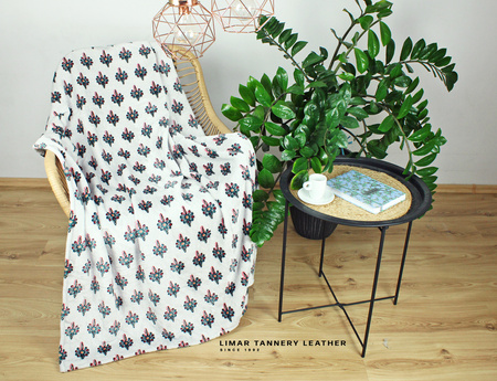 Koc MINKY POLAR kolorowe mini parzenice na białym tle 150x200cm