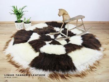 Dywan ze skór owczych