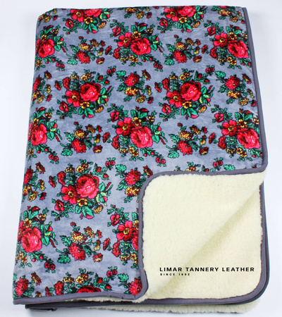 Koc wełniany z polarem RÓŻE NA SZAROŚCI