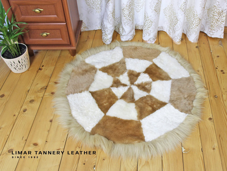Dywan ze skór owczych