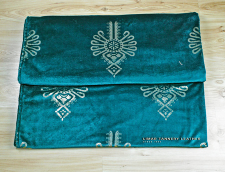 Koc MINKY POLAR złota parzenica na zielonym tle 150x200cm