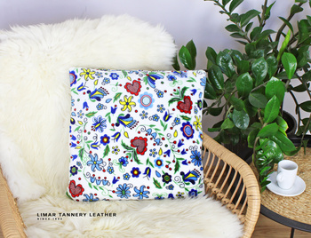 Poszewka minky-polar łączka na białym tle