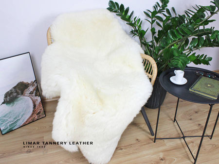 Skóra owcza BITA ŚMIETANA 156