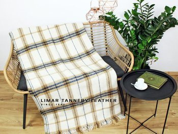 Koc wełniany z frędzlami 03