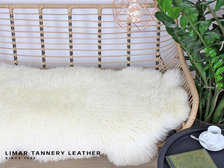 Oryginalna Skóra Owcza do Medytacji z kręconym włosem