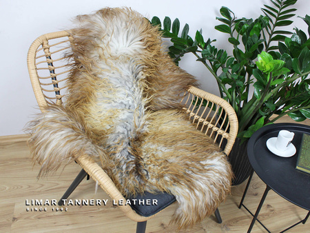 Skóra owcza KAWOWE SZALEŃSTWO ISLAND KRĘCONY WŁOS is17