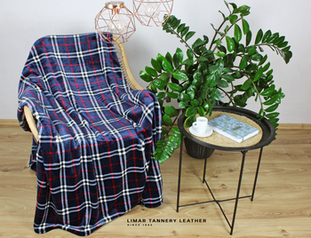 Koc MINKY POLAR kratka na granatowym tle 150x200cm