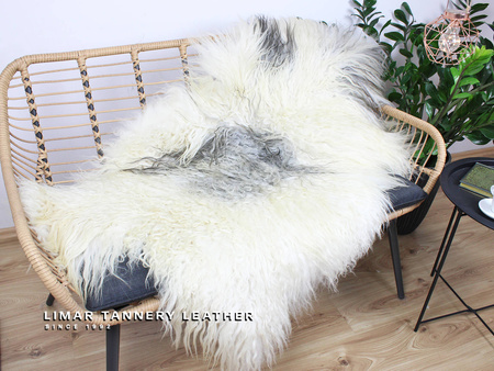 Skóra owcza ŚLADY NA ŚNIEGU ISLAND KRĘCONY WŁOS is14