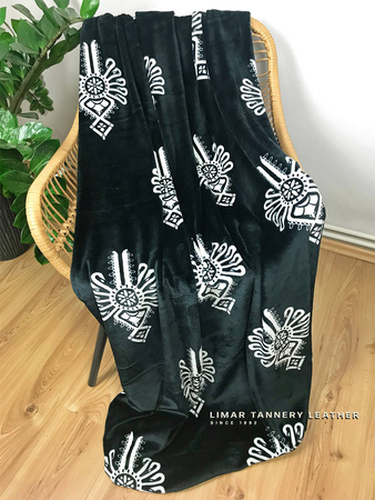 Koc MINKY POLAR biała parzenica na czarnym tle