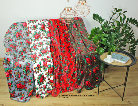 Koc MINKY POLAR róże na czerwonym tle