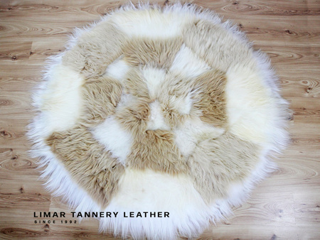 Dywan ze skór owczych