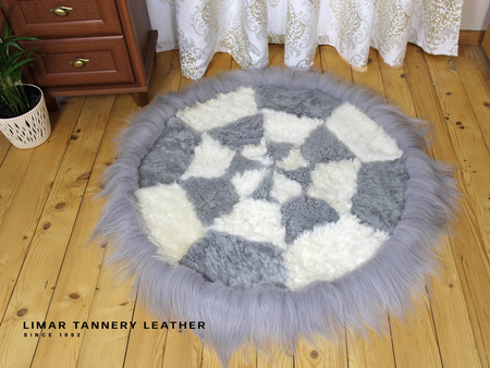 Dywan ze skór owczych