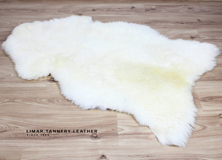 Skóra owcza BITA ŚMIETANA 156