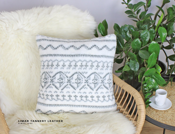 Poszewka minky-polar sweterek szary