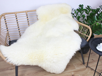 Skóra owcza BITA ŚMIETANA 156