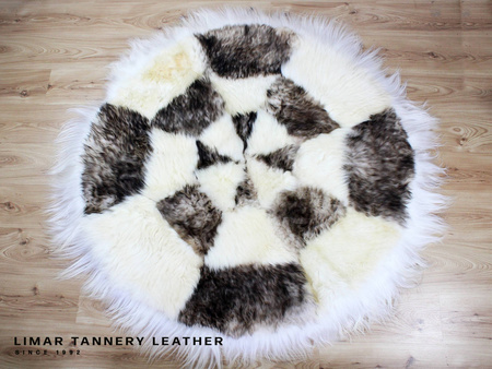 Dywan ze skór owczych