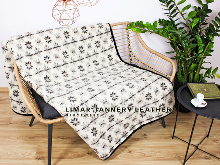 Koc wełniany GWIAZDKA CZARNA