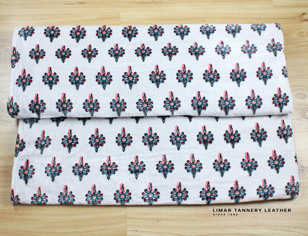 Koc MINKY POLAR kolorowe mini parzenice na białym tle 150x200cm