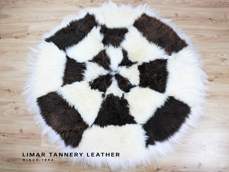 Dywan ze skór owczych