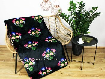 Koc wełniany z polarem KOLOROWE KWIATY NA CZARNYM TLE